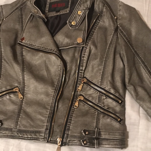 Grand Oriental Faux Leather Crop Jacket - Picture 6 of 16